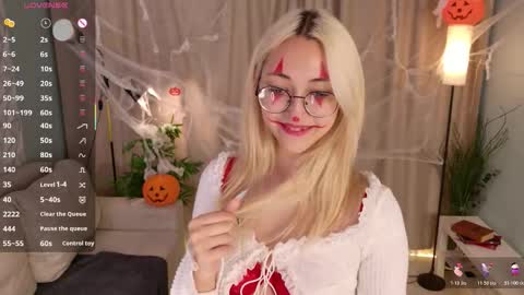 Karina online show from 31, 10, 2025