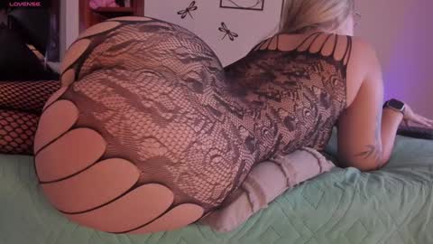 Mar online show from 3, 2, 2025