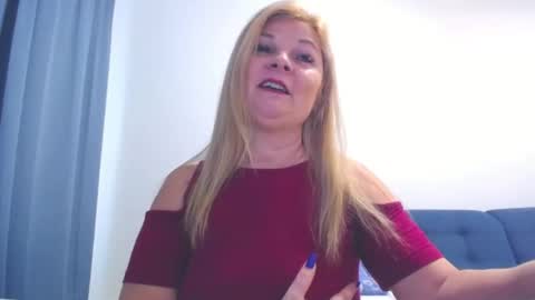 Snapshot of marthanollan chatting on 8, 2, 2025 Martha online show from 8, 2, 2025