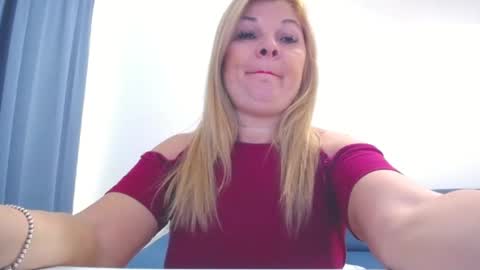 Snapshot of marthanollan chatting on 10, 2, 2025 Martha online show from 10, 2, 2025