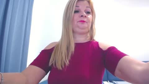 Snapshot of marthanollan chatting on 14, 2, 2025 Martha online show from 14, 2, 2025