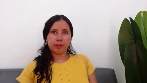 Snapshot of marthina_thompson chatting on 15, 1, 2025 marthina thompson online show from 15, 1, 2025