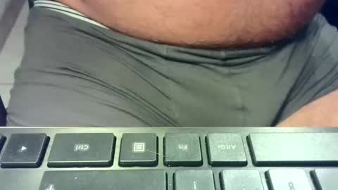 Snapshot of martial04 chatting on 19, 10, 2025 martial04 online show from 19, 10, 2025