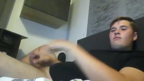 Snapshot of martin190802 chatting on 19, 10, 2025 martin190802 online show from 19, 10, 2025