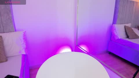Snapshot of martina_adams chatting on 6, 6, 2026 mari online show from 6, 6, 2026