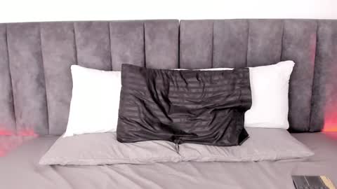 Laura online show from 20, 1, 2025