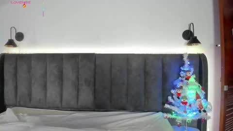 Laura online show from 23, 11, 2025