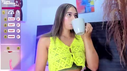 Snapshot of martina_miiller chatting on 3, 3, 2025 martina mIIler online show from 3, 3, 2025