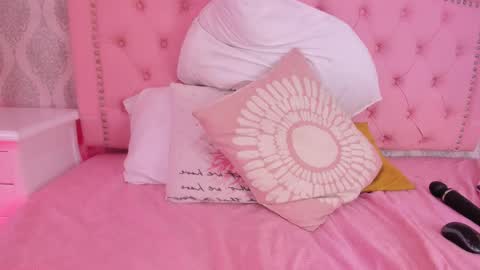 Martina online show from 14, 2, 2025