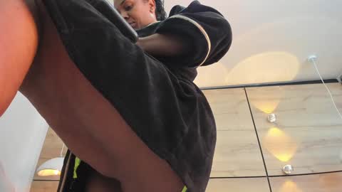 martina touss  online show from 5, 2, 2025