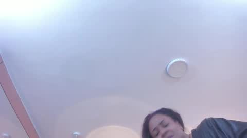 martina touss  online show from 21, 12, 2025