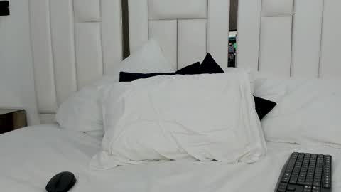 Snapshot of martina_xblack chatting on 25, 1, 2025 Martina Black online show from 25, 1, 2025