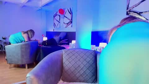 Snapshot of martinacaicedo chatting on 9, 3, 2025 Martina Caicedo online show from 9, 3, 2025