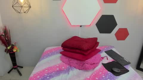 Martina online show from 6, 12, 2024