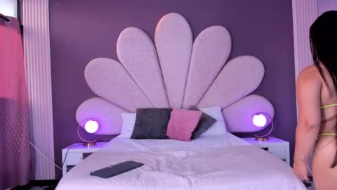 Snapshot of martinagarcia__ chatting on 10, 3, 2025 Martina Garcia online show from 10, 3, 2025