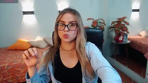 M A R T I N A online show from 27, 3, 2026