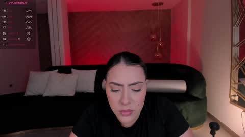 Martinna Bonnet online show from 19, 12, 2024