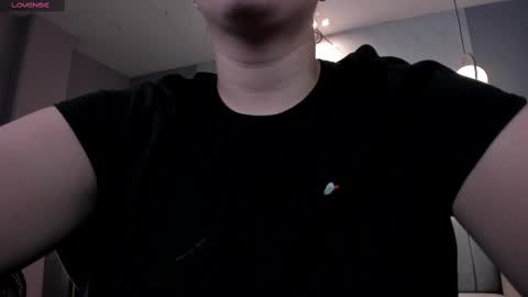 Martinna Bonnet online show from 27, 2, 2025