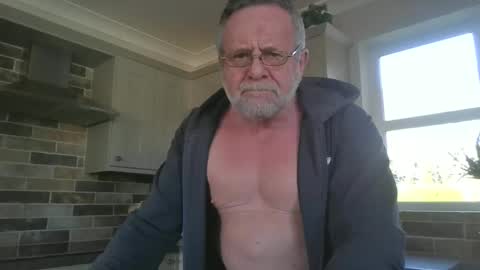 Snapshot of martinrgbxxxx chatting on 2, 2, 2025 martinrgbxxxx online show from 2, 2, 2025