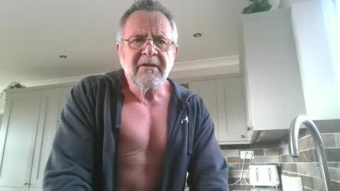 Snapshot of martinrgbxxxx chatting on 9, 6, 2026 martinrgbxxxx online show from 9, 6, 2026