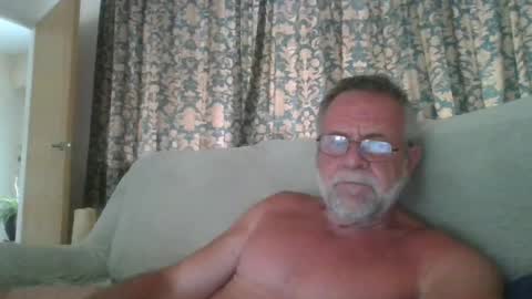Snapshot of martinrgbxxxx chatting on 13, 7, 2026 martinrgbxxxx online show from 13, 7, 2026