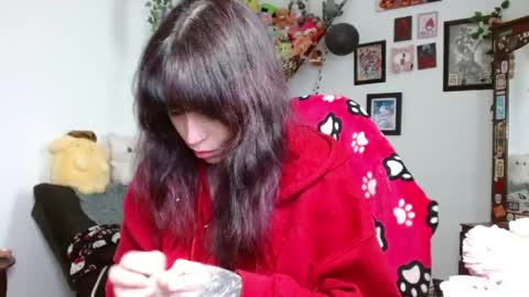 Snapshot of mary_janness chatting on 25, 4, 2026 100 online show from 25, 4, 2026