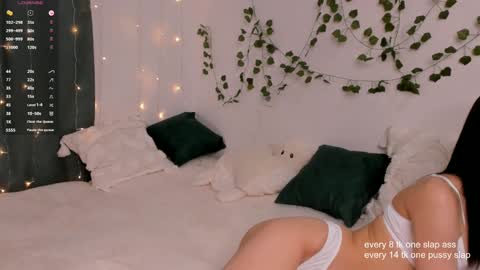 Snapshot of mary_lepson chatting on 13, 12, 2024 Mary Lepson online show from 13, 12, 2024