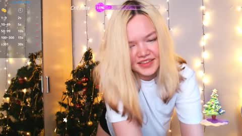 Snapshot of mary_lunar chatting on 21, 12, 2024 Mary online show from 21, 12, 2024