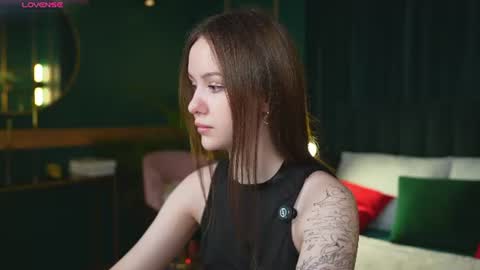 Snapshot of mary_sparkle_ chatting on 8, 7, 2026 yours fetish mary online show from 8, 7, 2026