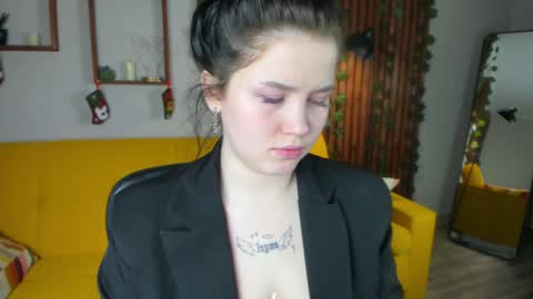 Snapshot of maryamie chatting on 23, 12, 2024 Hello Ill be waiting for you Tue Wed Thu Fri 3am-10am Sun 3am-5pm GMT online show from 23, 12, 2024