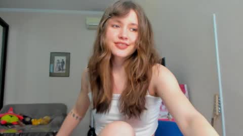 Snapshot of maryanncherry chatting on 8, 5, 2026 Maryann online show from 8, 5, 2026