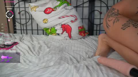 Snapshot of marybrent chatting on 12, 1, 2025 Im Emily my private is open for youmy panties are already waiting for you to wet them online show from 12, 1, 2025