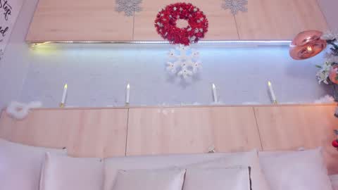   online show from 4, 12, 2024