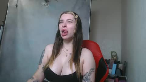 Snapshot of maryh0tlove chatting on 18, 6, 2026 maryh0tlove online show from 18, 6, 2026