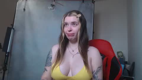 Snapshot of maryh0tlove chatting on 2, 7, 2026 maryh0tlove online show from 2, 7, 2026