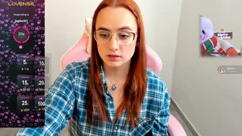 Snapshot of maryluna95 chatting on 18, 12, 2024 Dulce Maria online show from 18, 12, 2024