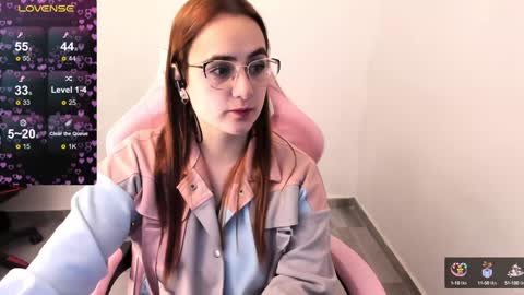 Snapshot of maryluna95 chatting on 30, 1, 2025 Dulce Maria online show from 30, 1, 2025