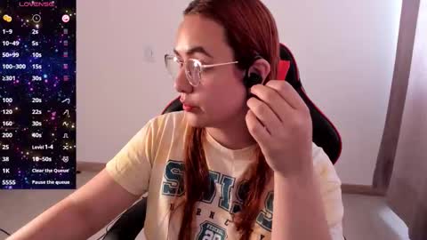 Snapshot of maryluna95 chatting on 9, 10, 2025 Dulce Maria online show from 9, 10, 2025