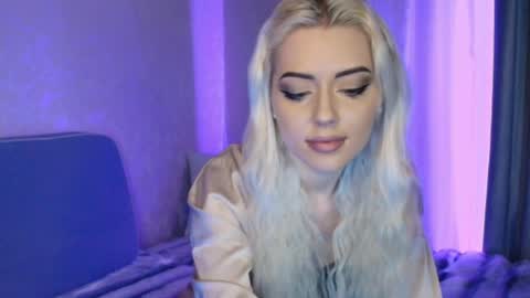 MaryVi online show from 4, 4, 2026