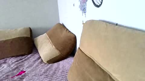 maryyemm online show from 22, 1, 2025