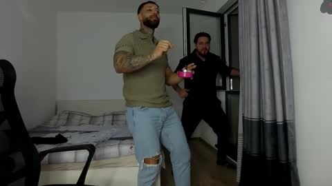 masculineguy69 online show from 13, 12, 2025