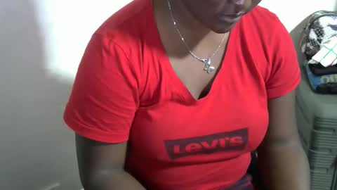Snapshot of maseratty chatting on 8, 9, 2025 Cate online show from 8, 9, 2025