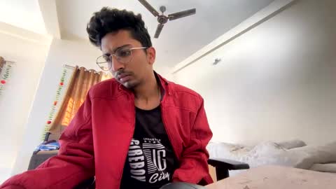 Mask Boy online show from 20, 12, 2024