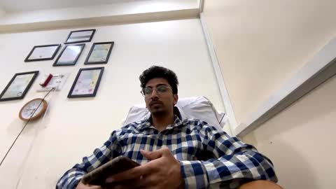 Mask Boy online show from 5, 2, 2025