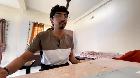 Mask Boy online show from 27, 2, 2025