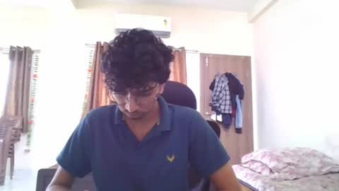 Mask Boy online show from 18, 9, 2025