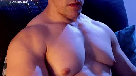 masked_bodybuilder online show from 15, 12, 2024