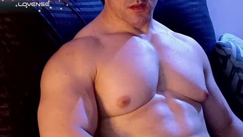 masked_bodybuilder online show from 21, 12, 2024