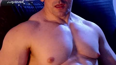 masked_bodybuilder online show from 22, 12, 2024