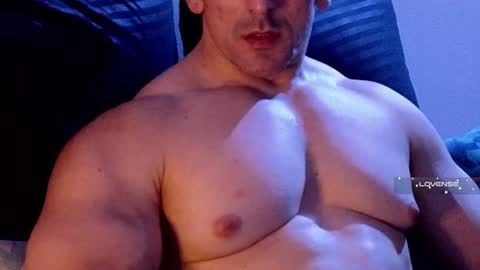 masked_bodybuilder online show from 16, 1, 2025